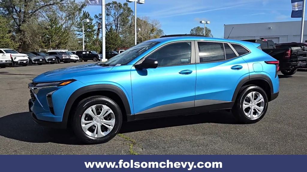 New 2026 Chevrolet Trax LS w/ Driver Confidence Package image 7