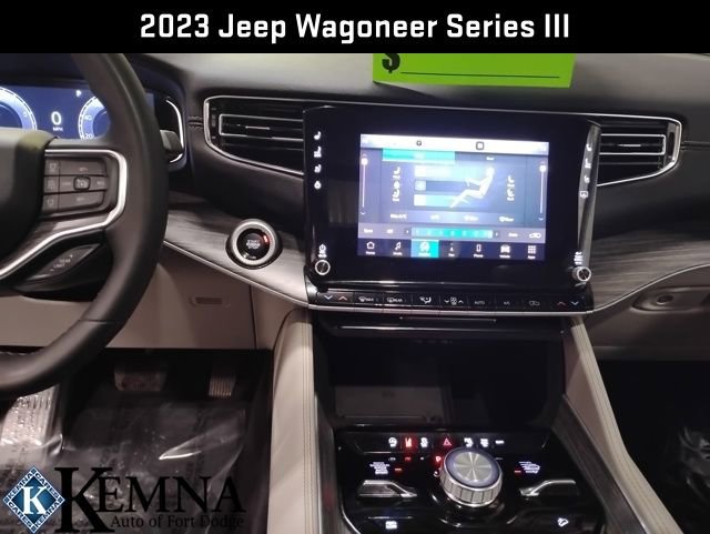Used 2023 Jeep Wagoneer Series III w/ Premium Group I image 18