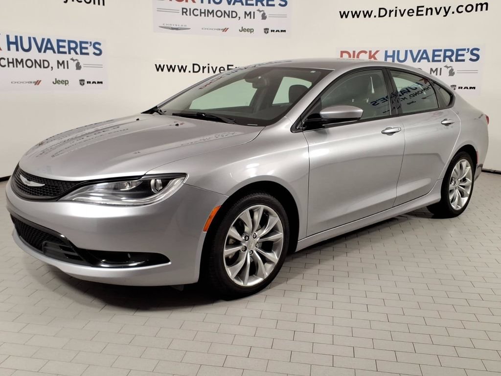 Used 2015 Chrysler 200 S w/ Comfort Group FWD image 1