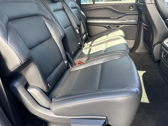 New 2026 Lincoln Navigator L Premier image 10
