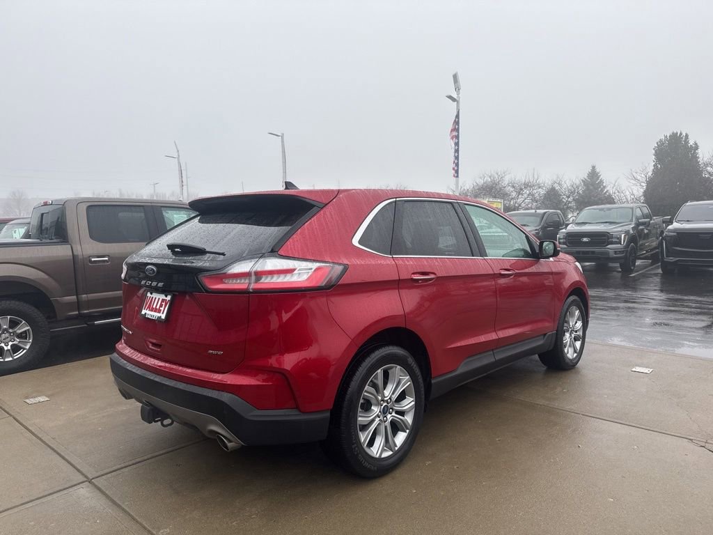 Certified 2022 Ford Edge Titanium w/ Class II Trailer Tow Package image 7