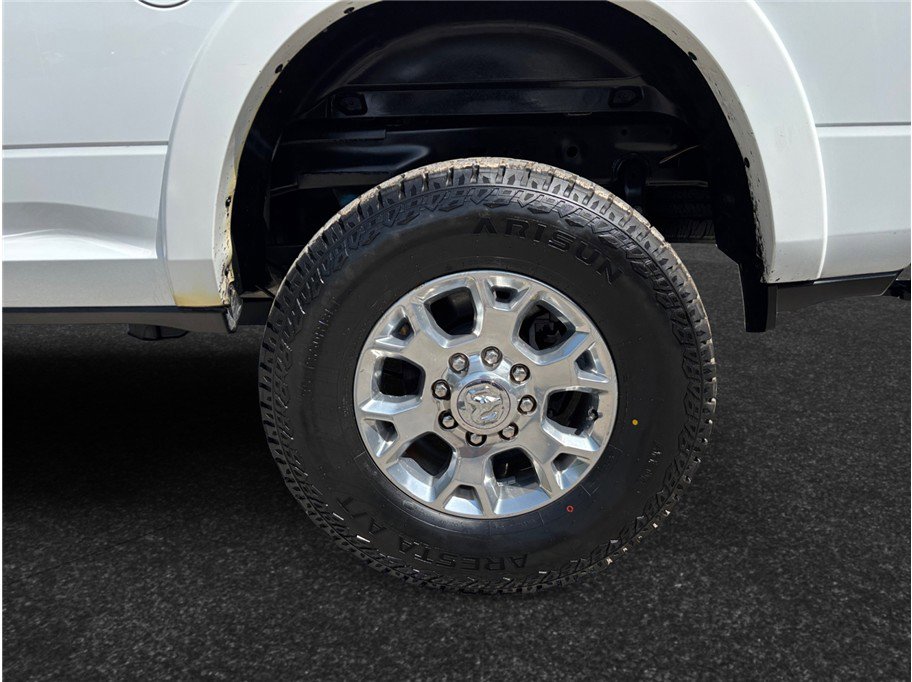 Used 2022 RAM 2500 Laramie w/ Safety Group B image 16