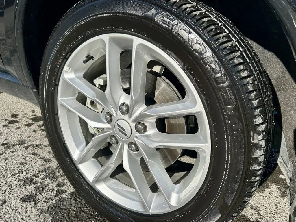 Used 2025 Dodge Durango GT image 28