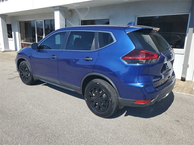 Certified 2019 Nissan Rogue S image 2