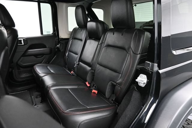 Used 2022 Jeep Wrangler Unlimited Rubicon w/ Xtreme Recon 35" Tire Package AWD/4WD image 29