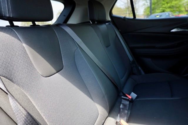Used 2025 Buick Encore GX Preferred image 32