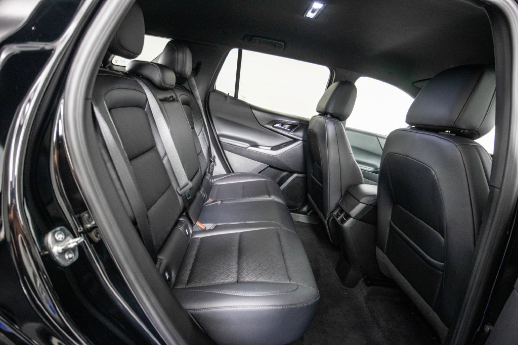 Used 2026 Chevrolet Equinox LT w/ Convenience Package II FWD image 13