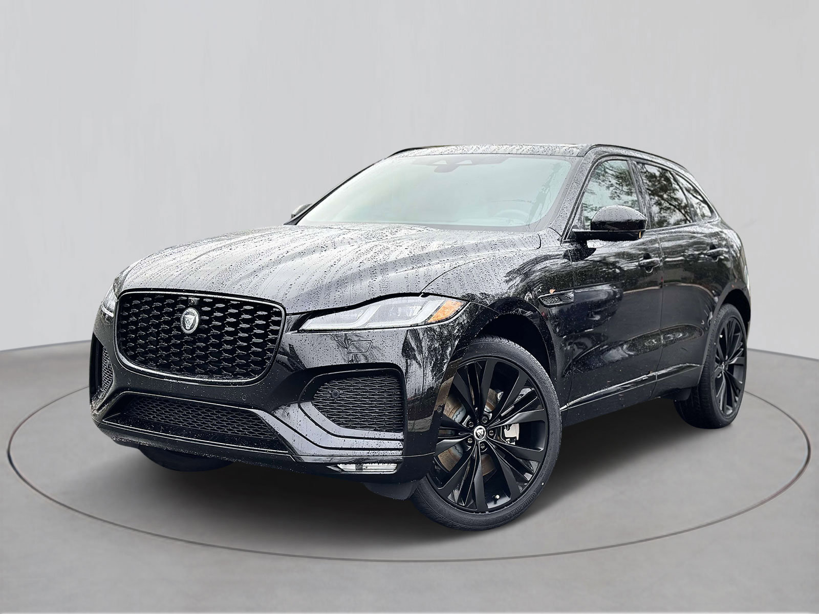 New 2026 Jaguar F-PACE R-Dynamic S image 1