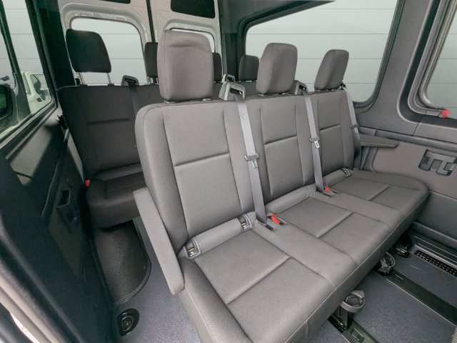 Used 2024 Mercedes-Benz Sprinter 2500 image 29