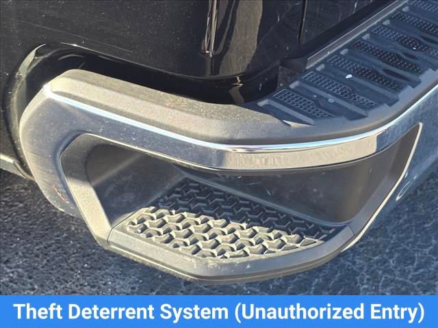 Certified 2025 Chevrolet Silverado 1500 LT image 28