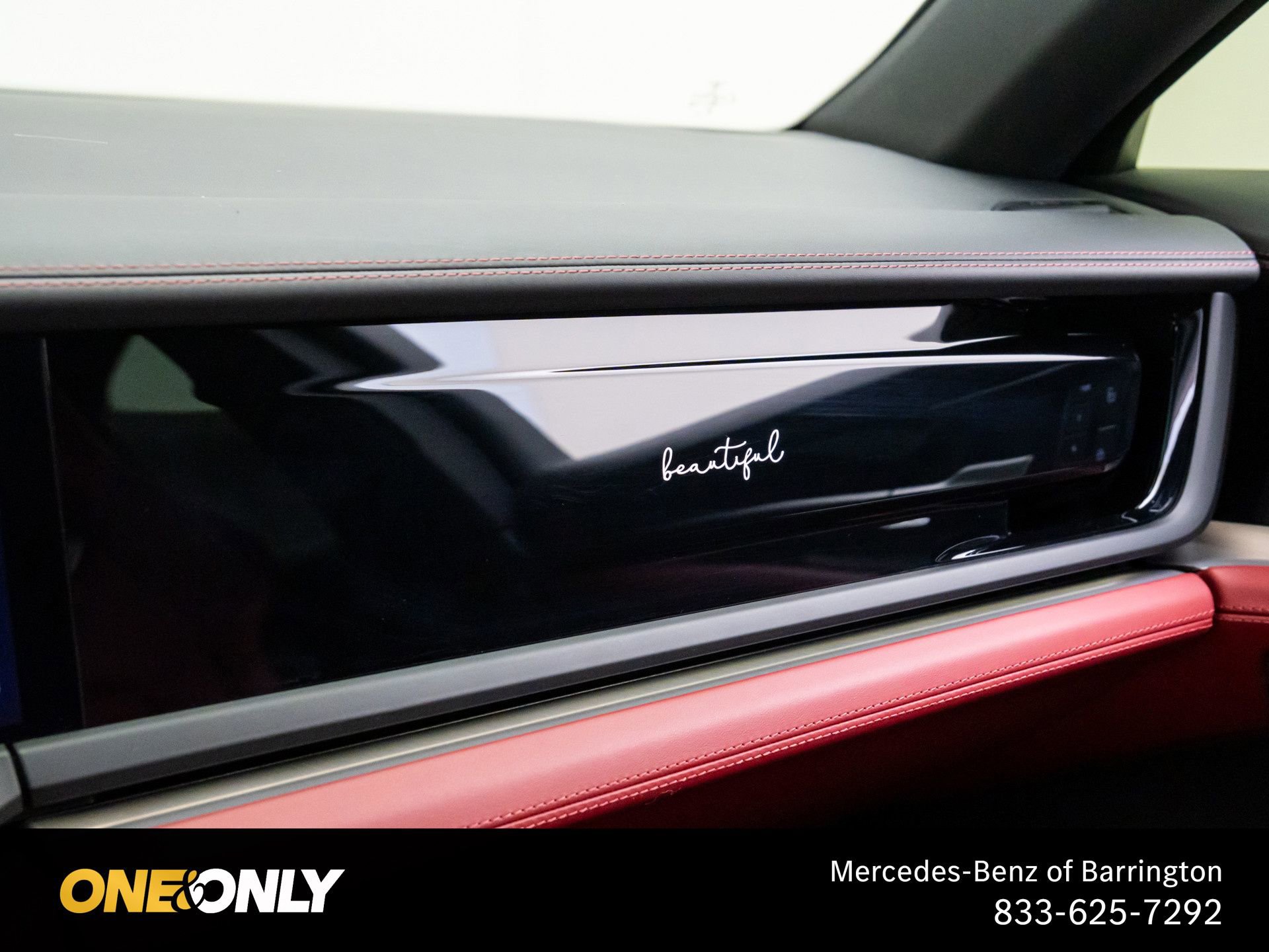 Used 2024 Porsche Panamera RWD image 30