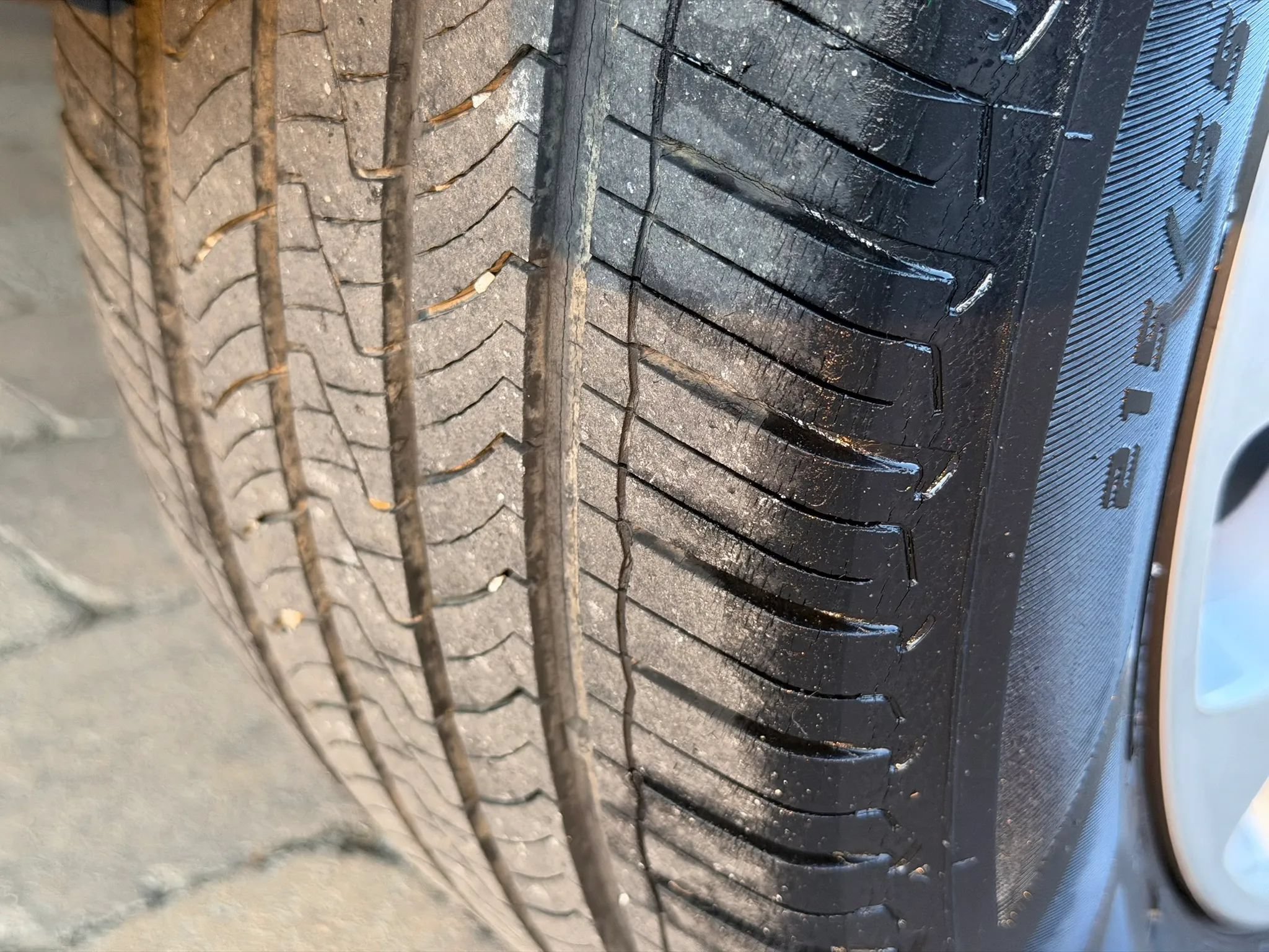 Used 2019 Buick Encore Preferred AWD/4WD image 18