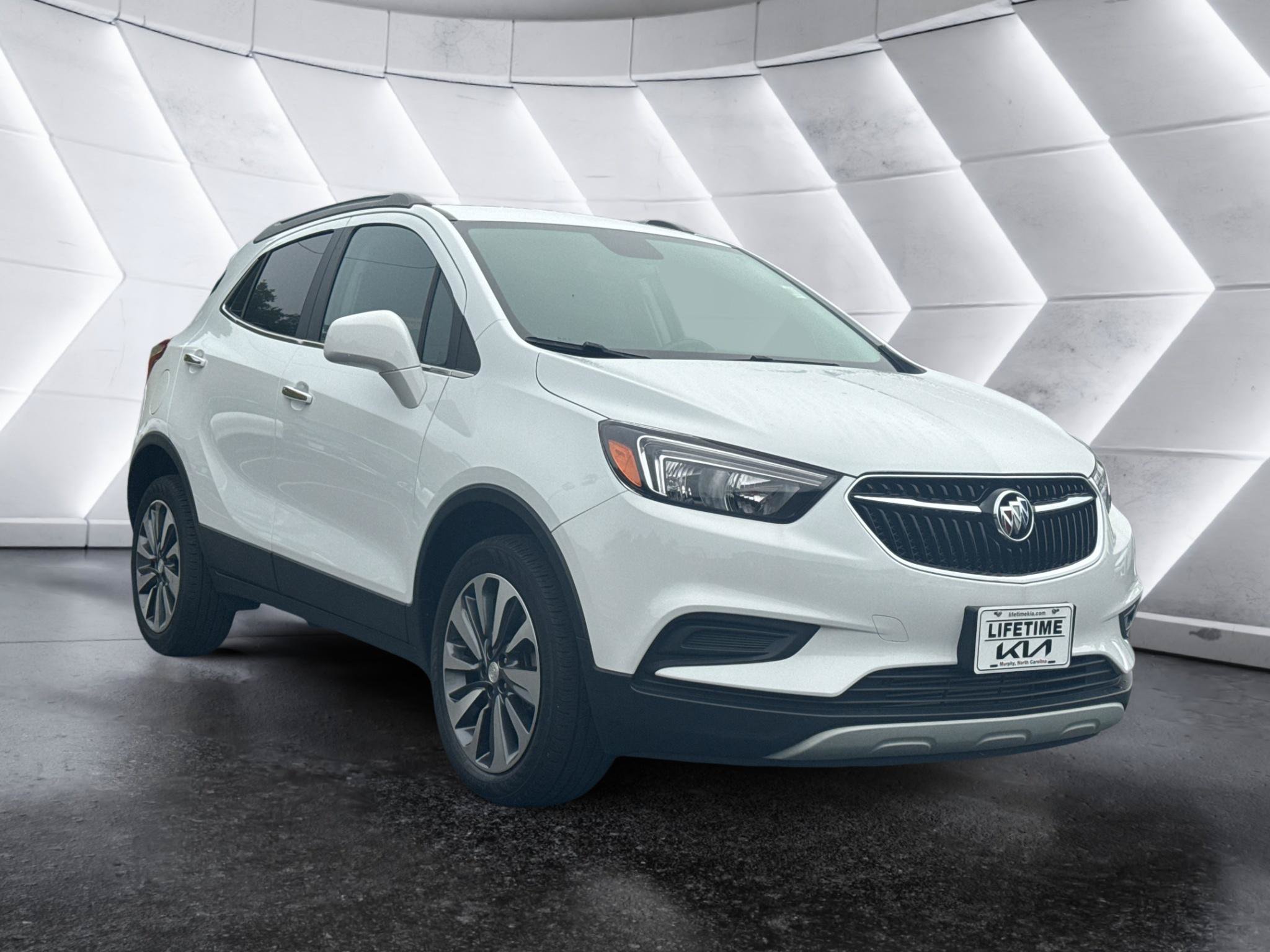 Used 2022 Buick Encore Preferred w/ Safety Package AWD/4WD image 3