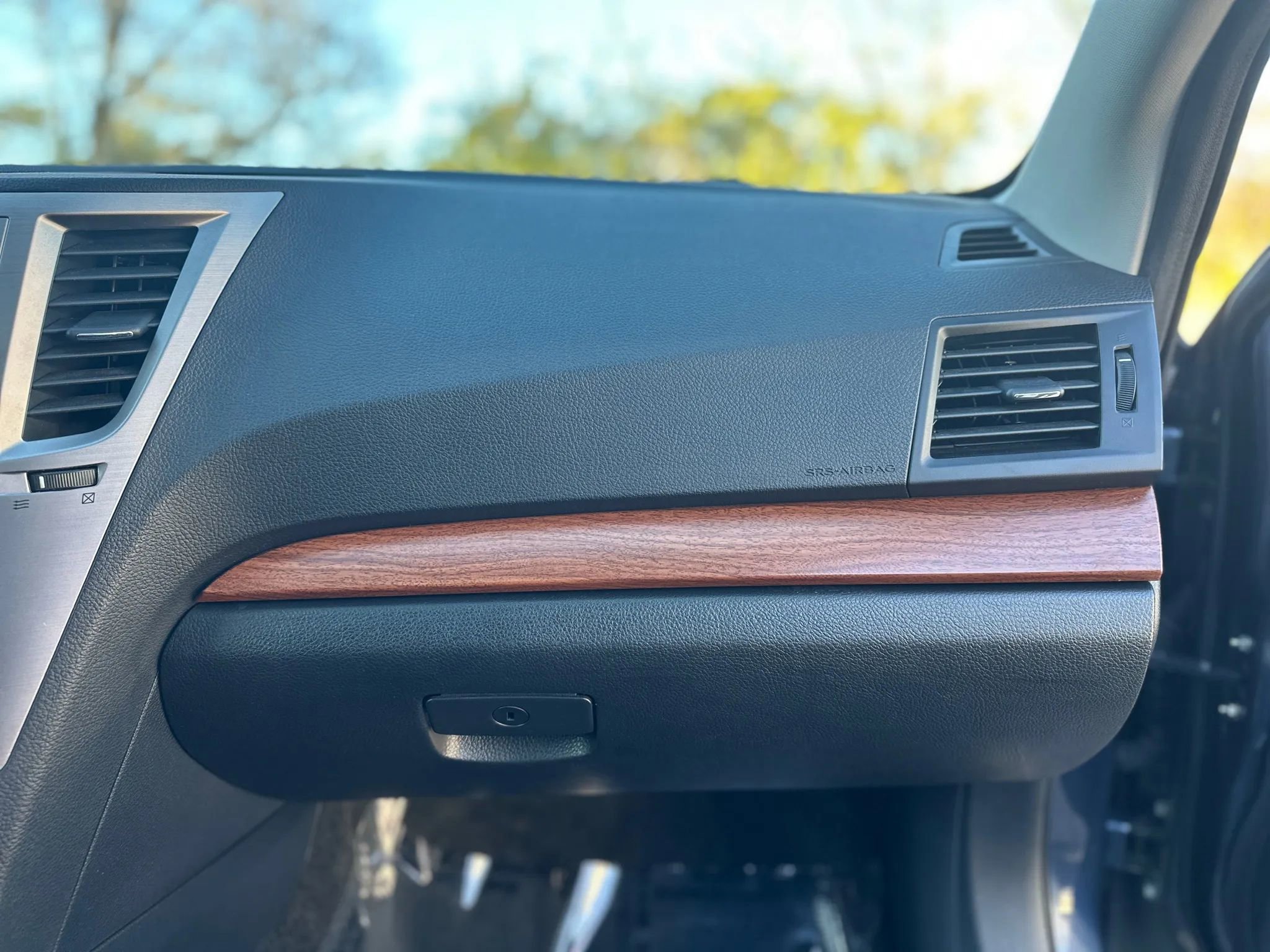 Used 2013 Subaru Outback 3.6R Limited w/ Moonroof Pkg image 22