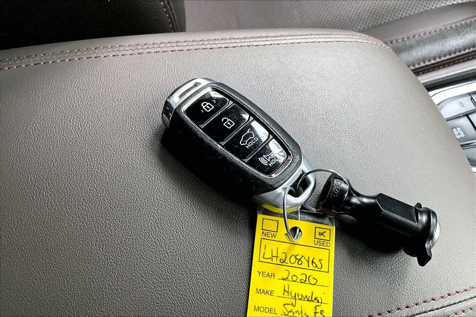 Used 2020 Hyundai Santa Fe Limited FWD image 14