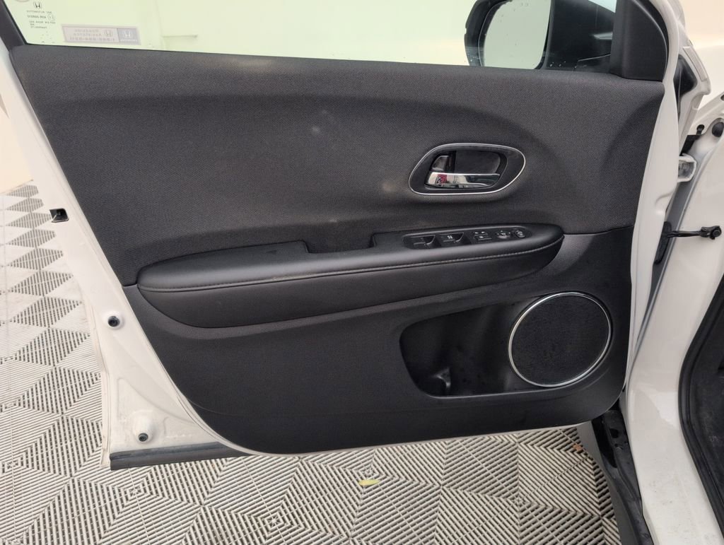 Used 2021 Honda HR-V EX image 34