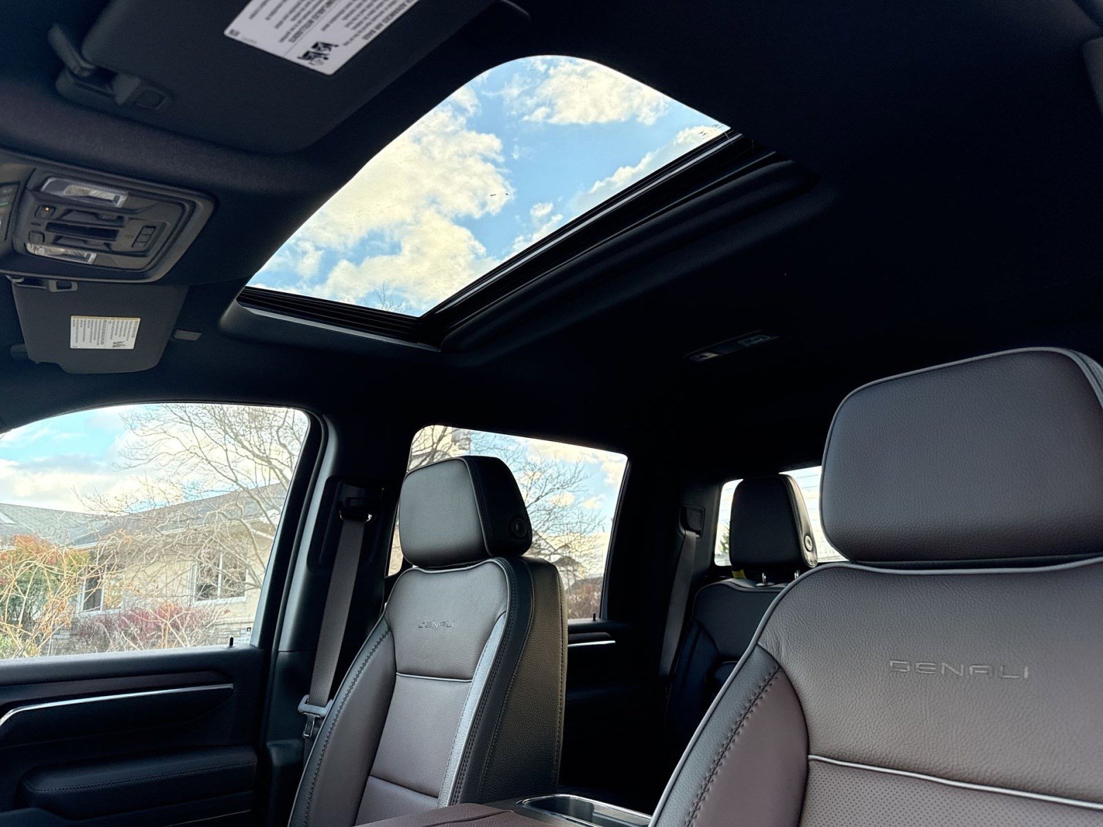 New 2026 GMC Sierra 3500 Denali w/ Denali Reserve Package image 19