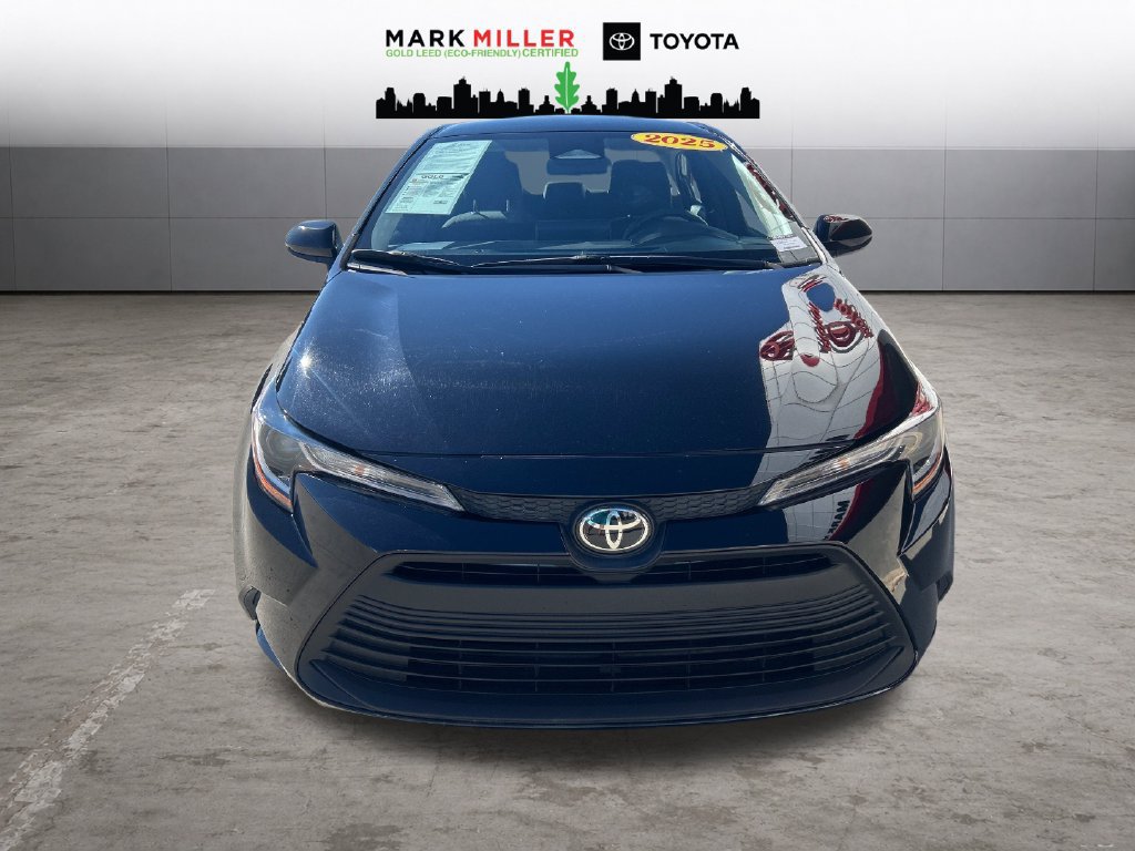 Certified 2025 Toyota Corolla LE FWD image 9