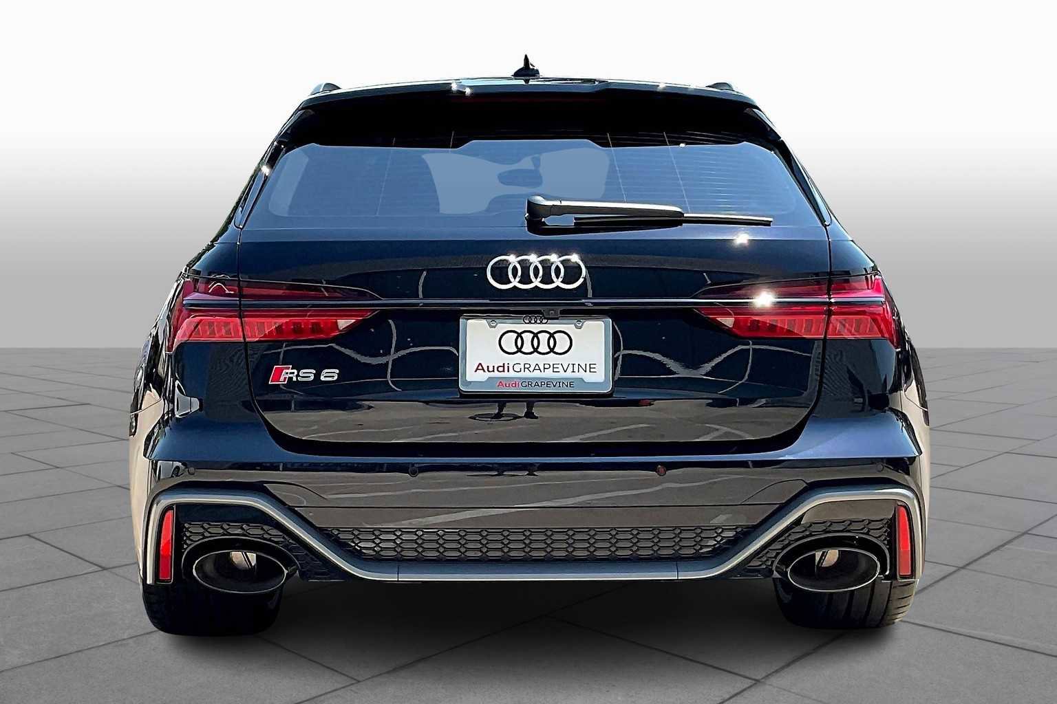 New 2025 Audi RS 6 performance image 4