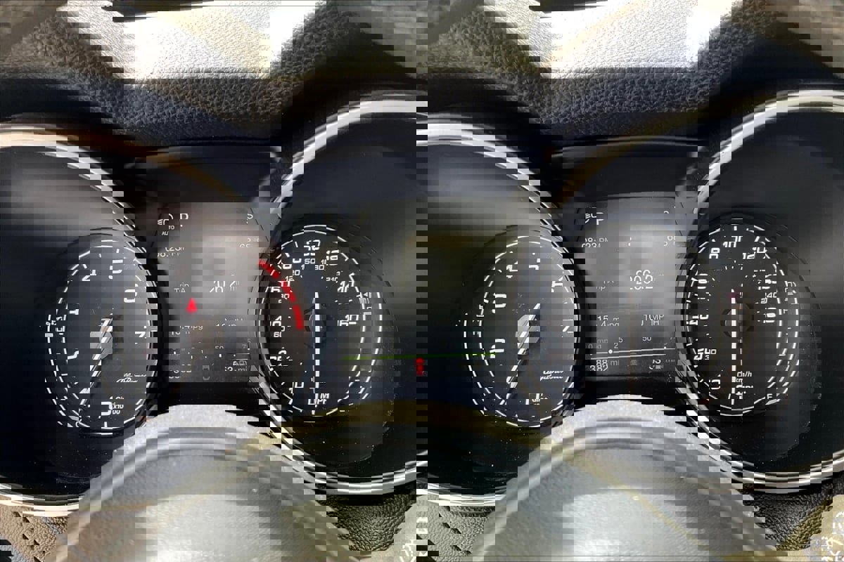 Used 2018 Alfa Romeo Stelvio AWD image 20