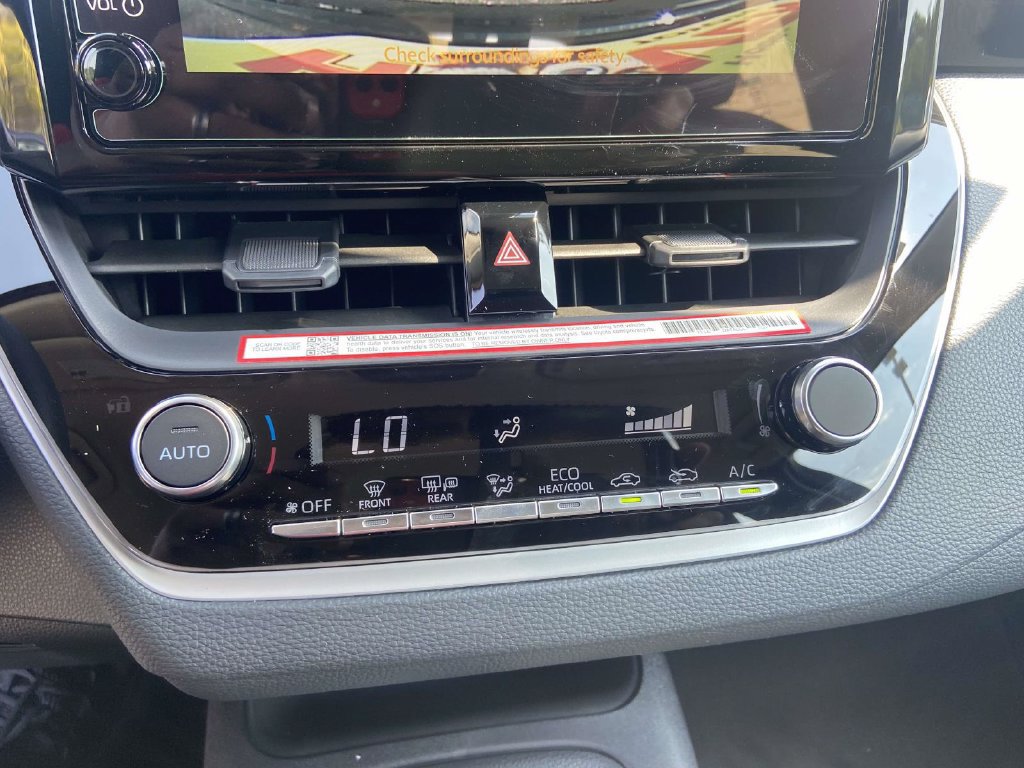 New 2027 Toyota Corolla LE FWD image 18