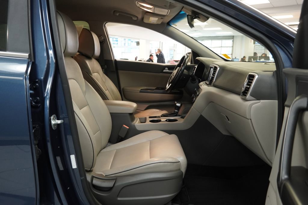 Used 2017 Kia Sportage EX image 26