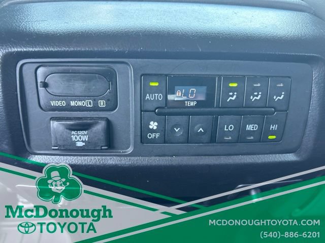 Used 2016 Toyota Sequoia Platinum AWD/4WD image 14