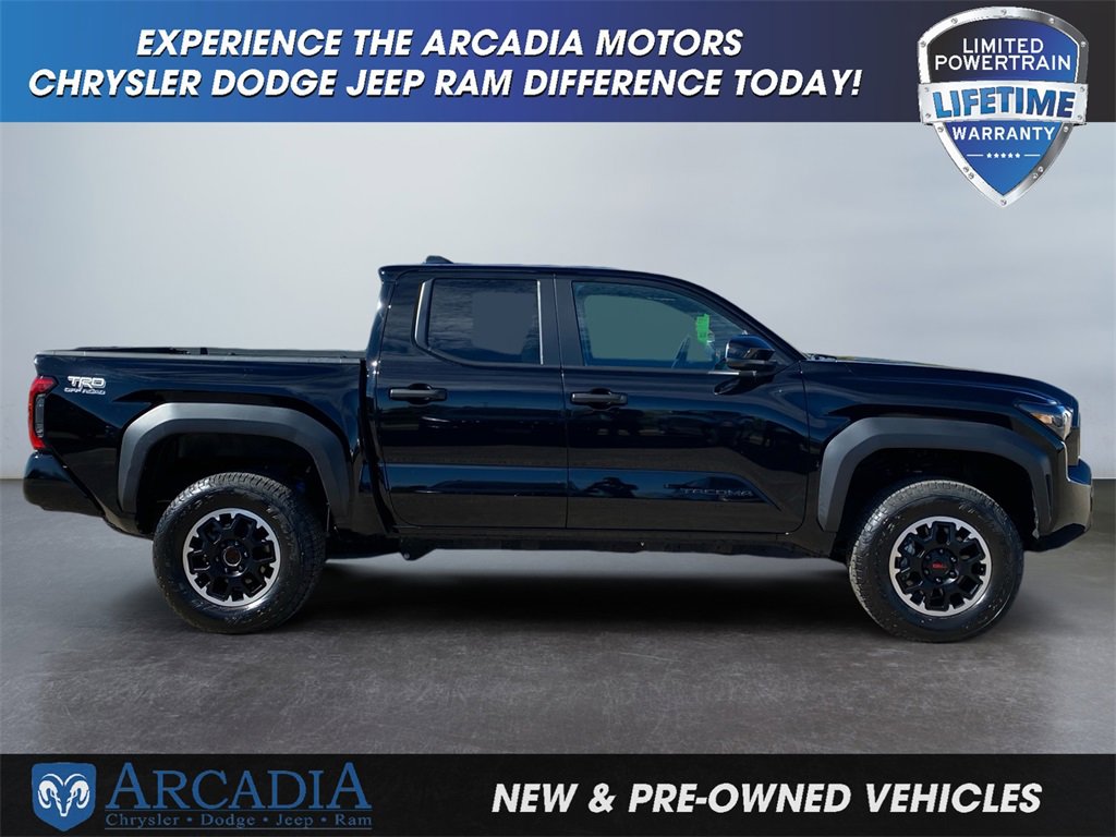 Used 2024 Toyota Tacoma TRD Off-Road image 6