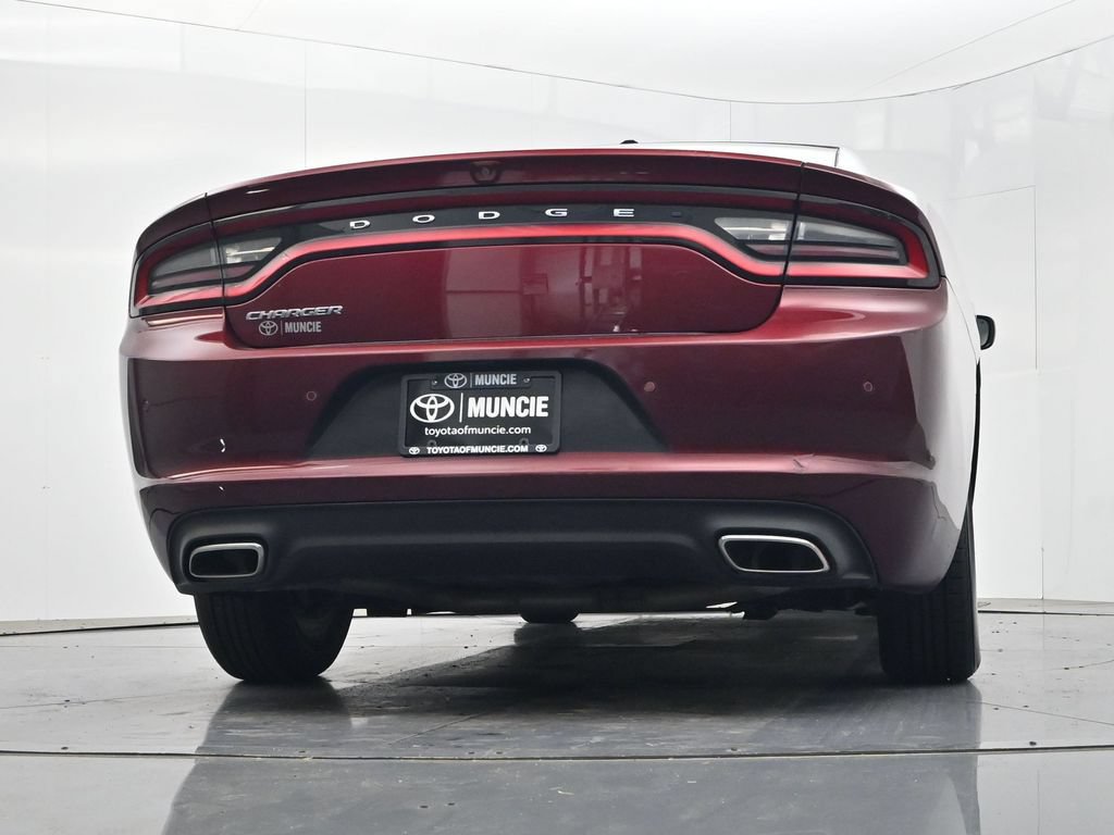 Used 2020 Dodge Charger SXT w/ Leather Interior Group RWD image 49