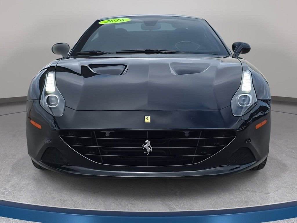 Used 2016 Ferrari California T RWD video 2
