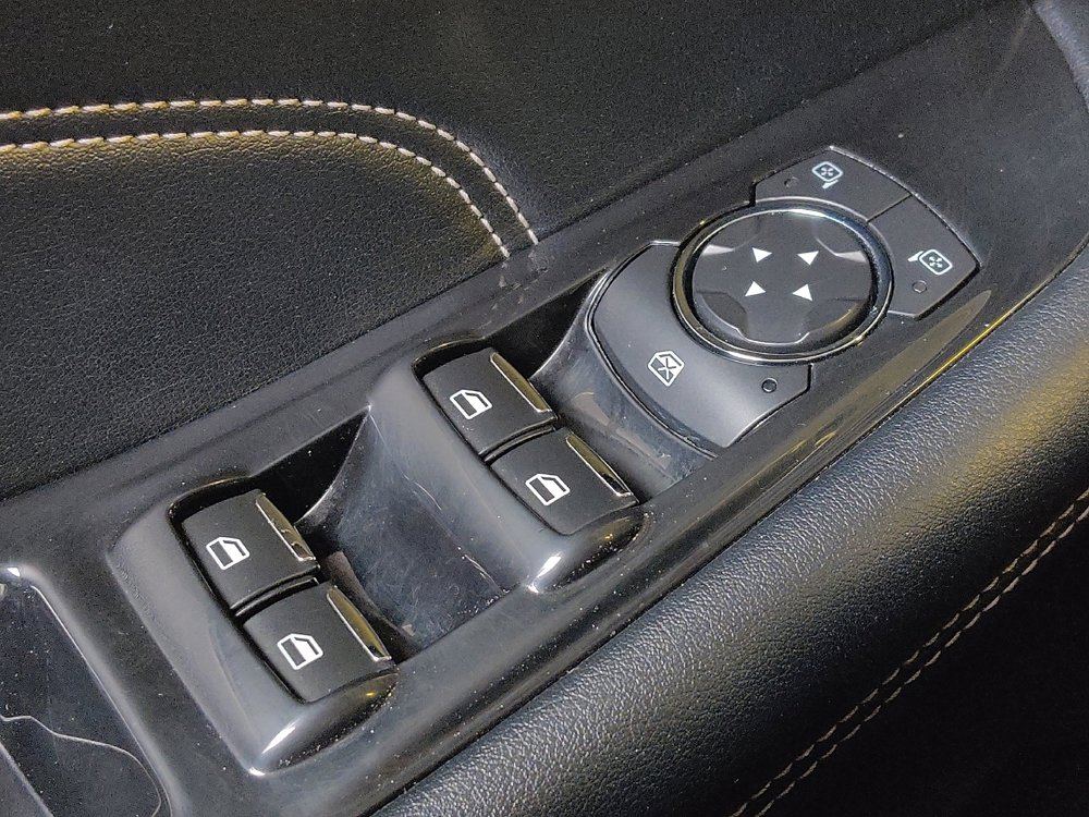 Used 2017 Ford Edge Titanium w/ Technology Package FWD image 27