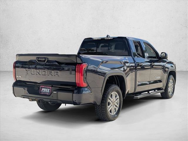 Used 2022 Toyota Tundra SR5 w/ SR5 Convenience Package image 5