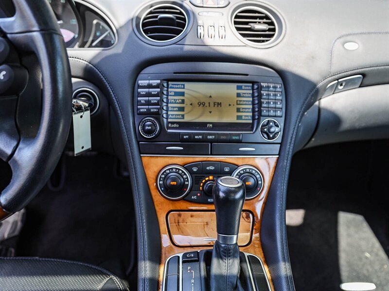 Used 2008 Mercedes-Benz SL 550 w/ AMG Sport Pkg image 17