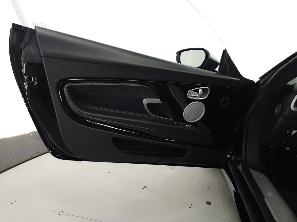 Used 2019 Aston Martin DB11 Coupe RWD image 5