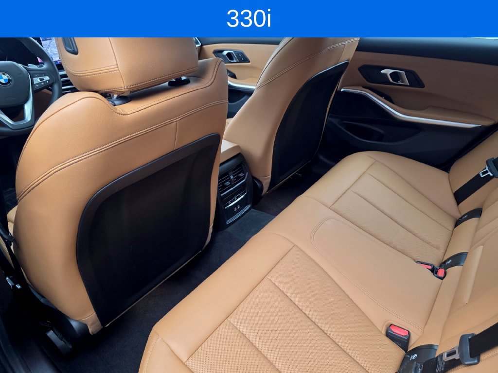 Used 2024 BMW 330i Sedan w/ Convenience Package RWD image 15