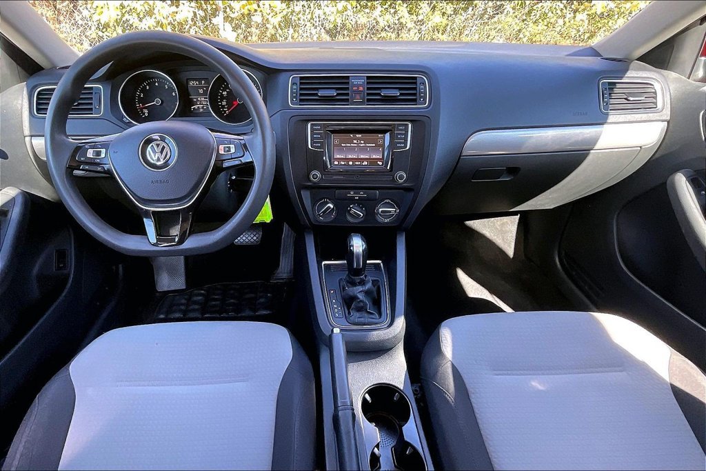 Used 2017 Volkswagen Jetta S FWD image 15