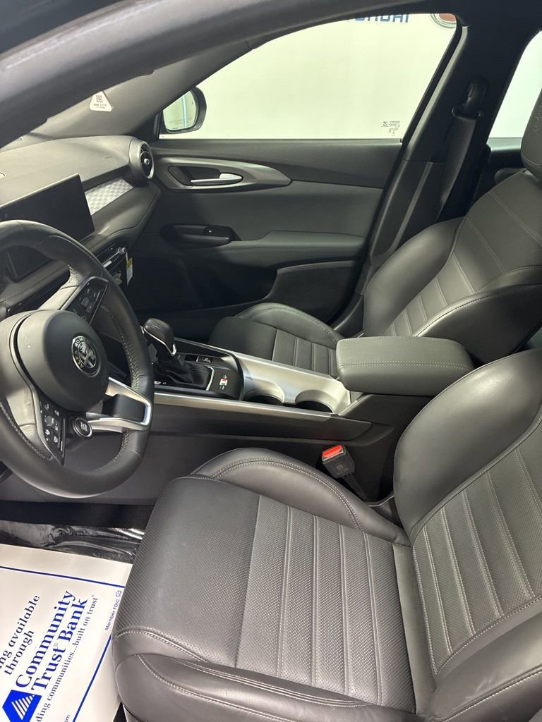 Used 2024 Alfa Romeo Tonale Ti w/ Active Assist Package image 8
