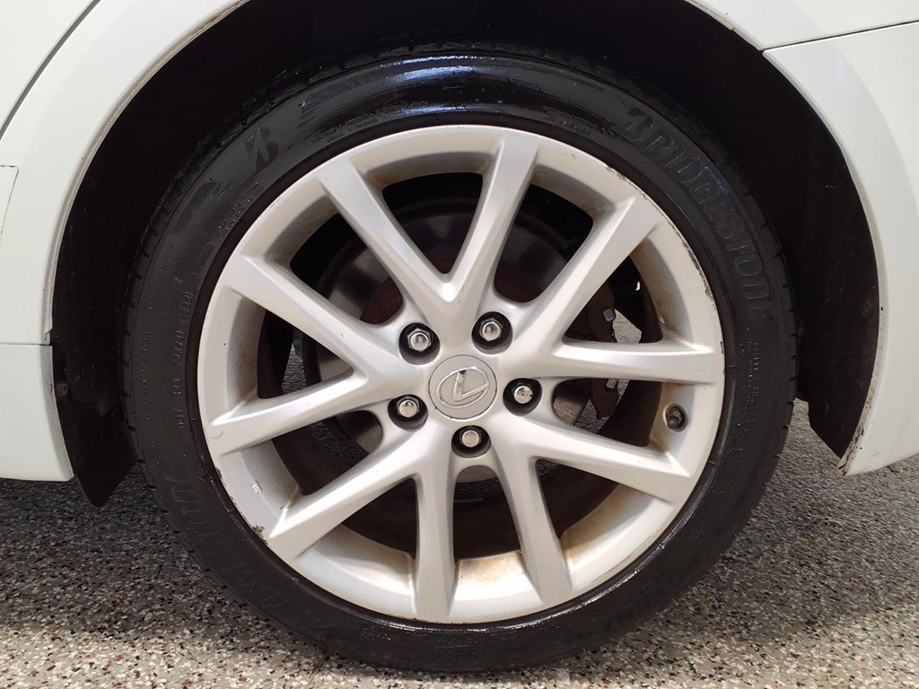 Used 2013 Lexus IS 250 AWD w/ Luxury Plus Pkg Value Edition image 7