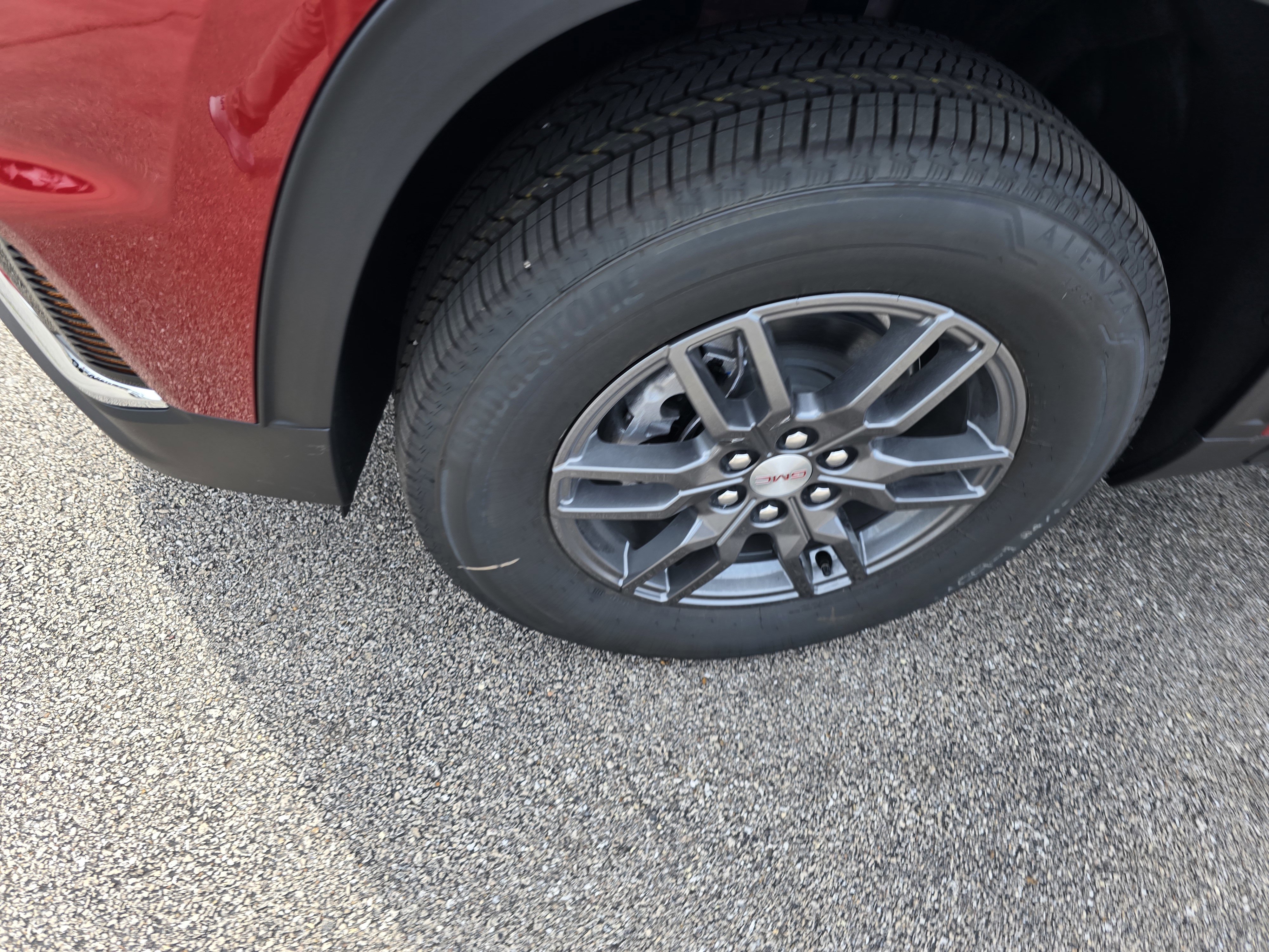 New 2025 GMC Acadia Elevation image 9