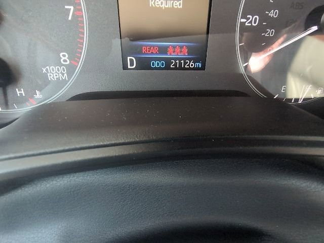 Used 2025 Toyota Corolla LE image 14