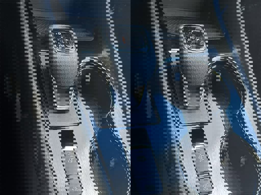 Used 2023 Nissan Rogue SV image 21