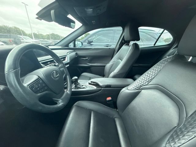 Used 2021 Lexus UX 200 w/ Premium Package FWD image 10