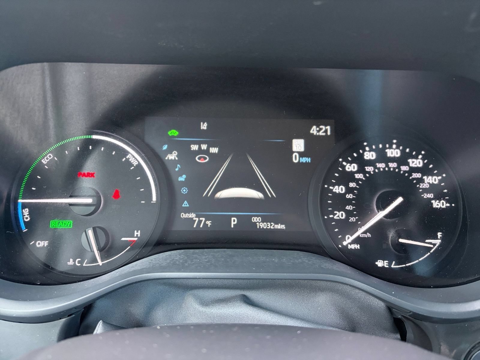 Used 2025 Toyota Sienna XLE FWD image 42
