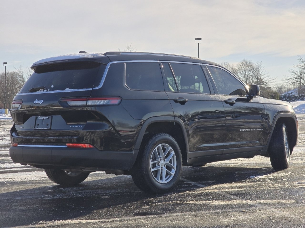 Used 2022 Jeep Grand Cherokee L Laredo w/ Luxury Tech Group I image 15