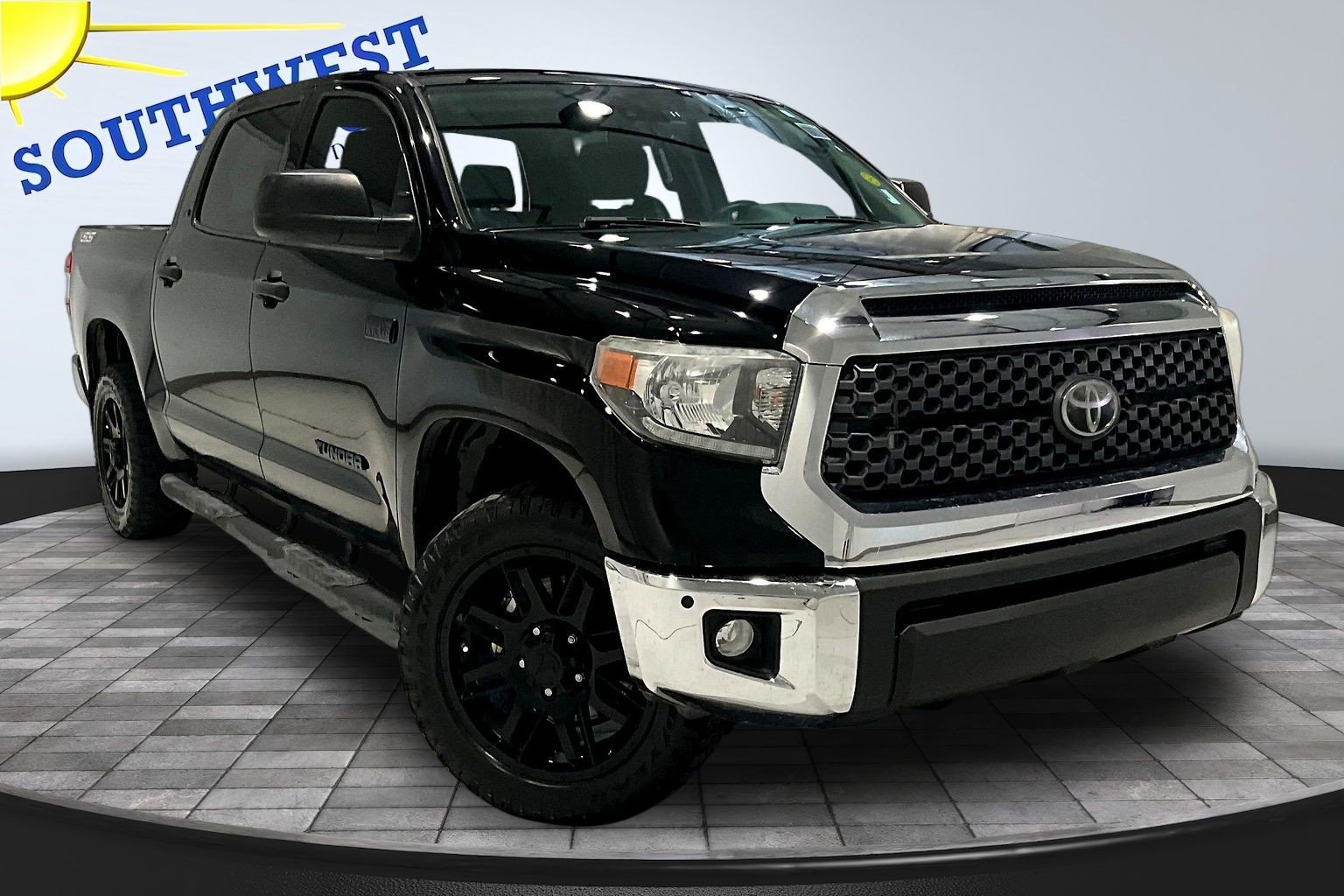 Used 2021 Toyota Tundra SR5 RWD image 3