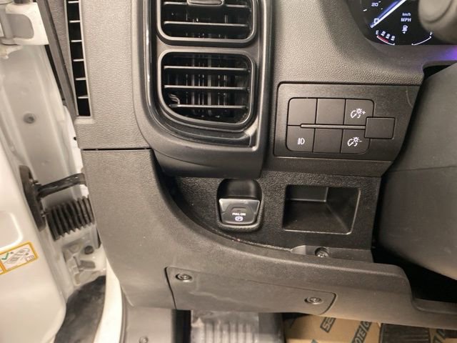 New 2025 RAM ProMaster 2500 w/ Convenience Group FWD image 18