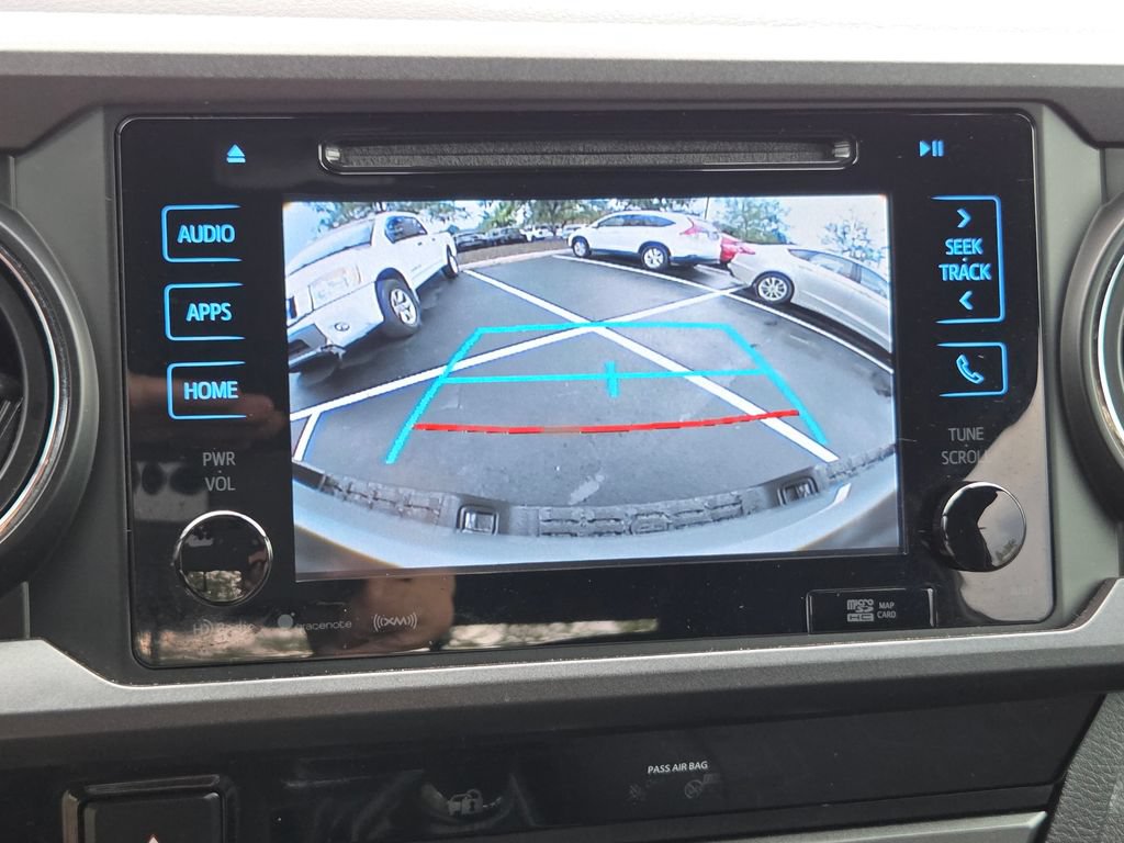 Used 2018 Toyota Tacoma TRD Sport w/ Technology Package AWD/4WD image 15