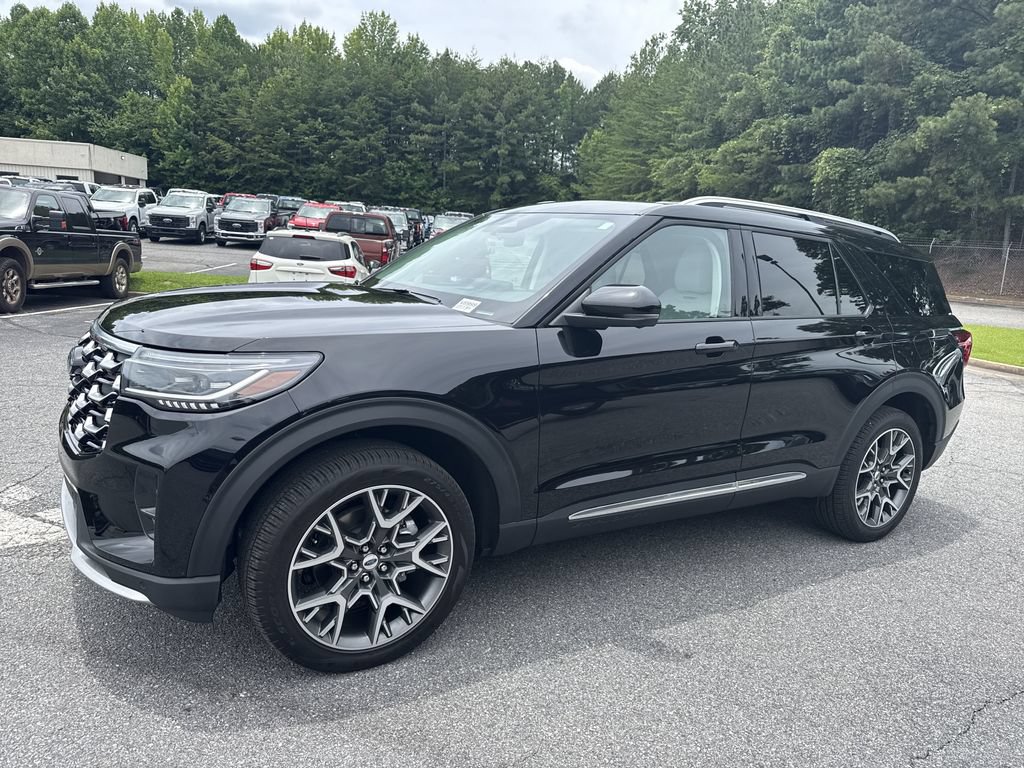 Used 2025 Ford Explorer Platinum w/ Ultimate Package AWD/4WD image 4