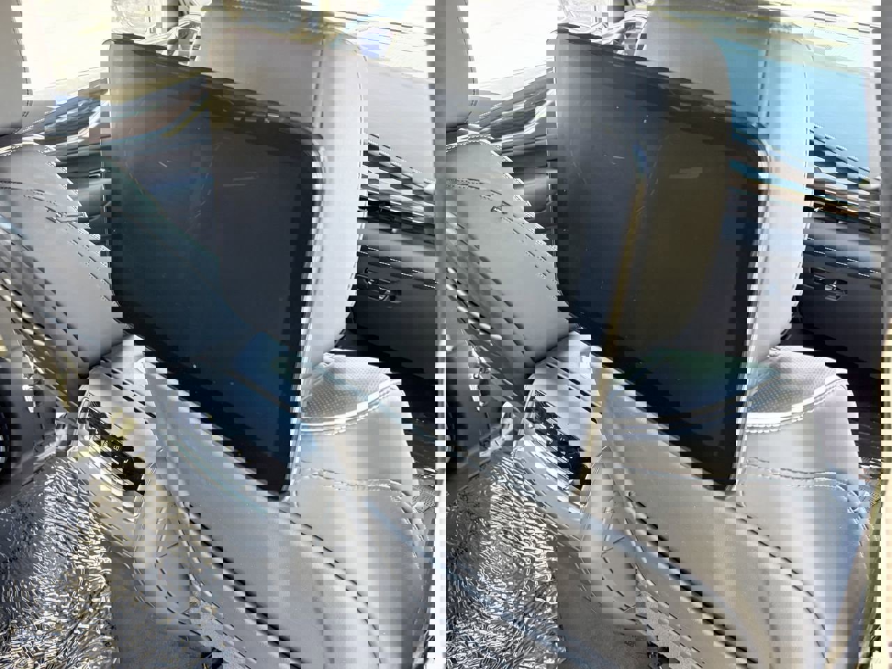 Certified 2024 Cadillac Escalade ESV Premium Luxury Platinum image 16