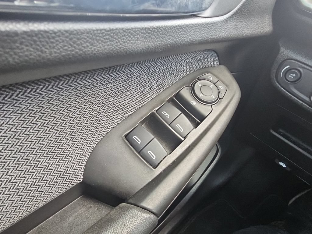 Used 2023 Chevrolet TrailBlazer LS FWD image 31